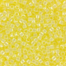 Miyuki delica Beads 11/0 - Transparent pale yellow luster DB-1471